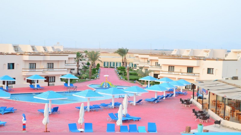 منتجع بيلا روز أكوا بارك بيتش ريزورت