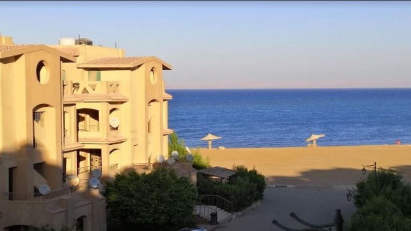 قريه مون فيو - العين السخنه